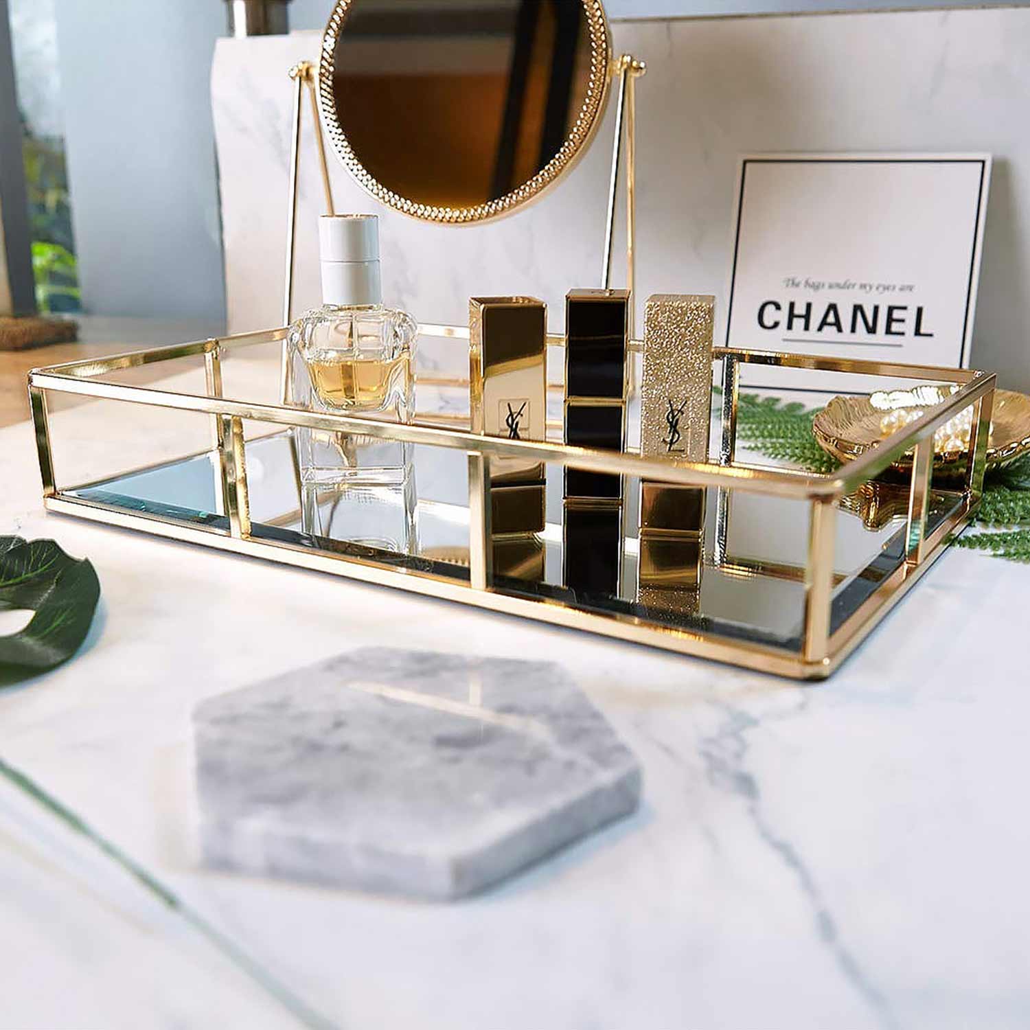 Perfume Vanity Tray Ideas To Store Your Favorite Perfumes ...